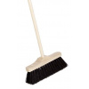 Goki drevená metla s umelými štetinami