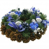 Netradičný modrý adventný veniec