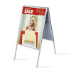 Jansen Display Interiérové reklamné áčko 700 x 1000 mm, ostrý roh, profil 25 mm, hliník