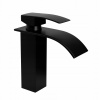 Elva Black Wink Waterfall Cascade (Elva Black Wink Waterfall Cascade)