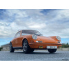 Model auta Porsche 911 S, oranžová, 1968. Mierka 1:24.