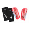 Chrániče holení Nike Mercurial Lite SuperLock veľ. XS červená