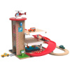 2Kids Toys Drevená garáž s vláčikovou dráhou