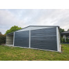 KvalitneVoliere Plechová dvojgaráž s prístreškom 8 x 5,8 m