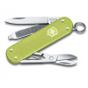 Zatvárací nôž 0.6221.241G Victorinox Classic SD Alox Colors, Lime Twist