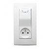 LEGRAND Niloe 1-zásuvka + USB nabíjačka s rámčekom NILOE biela 764528 Legrand