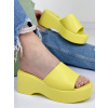Dámske žlté šľapky na platforme Lulia - 41