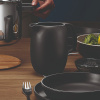 EVA SOLO Nordic Kitchen 1 l - keramický džbán na vodu a nápoje