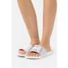 Dámske šľapky LEVI'S® June Batwing Sandal 37545-0035 Silver Farba: Strieborná, Veľkosť: 38