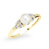 Zlatý dámsky prsteň DF 2549 zo žltého zlata, sladkovodné perla s diamantmi 52