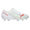 Dětské kopačky Puma Ultra 3.2 FG/AG Jr - Velikost 35.5 – funkční kopačky Puma v moderním bílém provedení s barevnými pruhy pro maximální rychlost na pevném i umělém povrchu.