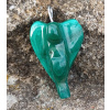 Malachit prívesok anjel (24 x 16 x 10 mm)