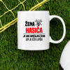 žena hasiča je ako obyčajná žena, len je ešte lepšia - keramický hrnček s potlačou - Jestem-bankowcem-damska-lub-meska-koszulka-z-nadrukiem | Biela