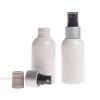 Plastová fľaša biela, rozprašovač čierny, strieborná matná obruč, 100 ml
