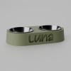 Personalizovaná dvojmiska pre mačku s menom – LUNA | MiniMarvels Farba: Oliva, Priemer misky: 13cm