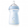 Chicco NaturalFeeling vzorovaná plastová fľaša, 330 ml, modrá