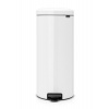 BRABANTIA Newicon 30 l biely - odpadkový kôš z nehrdzavejúcej ocele s pedálom