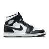 DÁMSKÉ BASKETBALOVÉ TENISKY WMNS AIR JORDAN 1 MID