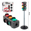 Semafor, dopravná značka - Signalizačné semafory na výške batérií 70 cm. (Signalizačné semafory na výške batérií 70 cm.)