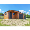 KvalitneVoliere Plechová garáž 9 x 5 m, s prístreškom a technickou miestnosťou