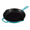 Le Creuset - panvica okrúhla na vyprážanie, servírovanie 23 cm Karibská modrá