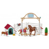 Set figúrok a príslušenstva Schleich Hosťujúci kone, Hannah s fenkou Ruby 42458 (4059433574295)
