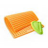 Silikónová formička na maškrty COLLORY guličky 1 cm – oranžová + silikónová stierka svetlo zelená