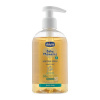 CHICCO Mydlo na ruky tekuté so zeleným čajom Baby Moments 96 % prírodných zložiek 250 ml 6x5x16