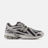 New Balance Unisex čierno-strieborné voľnočasové tenisky New Balance U1906R