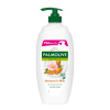 Palmolive Naturals Delicate Care Almond Milk vyživující sprchový gél 750 ml