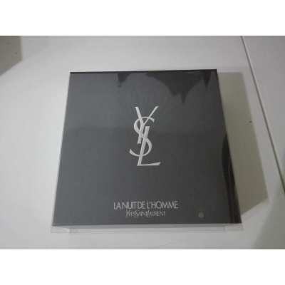Prázdna krabica Yves Saint Laurent La Nuit De L Homme, Rozmery: 23cm x 23cm x 7cm pre mužov