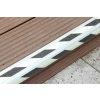 Protišmykový nášľapný profil na schod, fotoluminiscenčný, š 610 mm, 2 pruhy