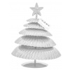 Kovový vianočný stromček biely 15 × 18 cm – moderná kovová dekorácia