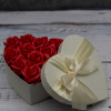 FlowerBox srdce – 13 mydlových ruží | Lawli.sk