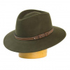 Vlnený klobúk zdobený koženým opaskom - oliva-57