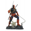 DC Comic Gallery PVC socha Deathstroke 25 cm