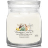Aromatická svíčka Signature sklo střední Sweet Vanilla Horchata 368 g - Yankee Candle