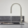 HANSGROHE Talis M54 páková drezová batéria s vyťažiteľnou sprškou s prepínaním, 2jet, výška výtoku 210 mm, vzhľad nerezovej ocele, 72800800