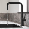 HANSGROHE Talis M54 páková drezová batéria, 1jet, výška výtoku 220 mm, matná čierna, 72806670