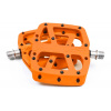Pedále E*Thirteen Base Flat Pedal Composite 22 Pins - naranja uni