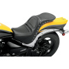 Saddlemen Saddlemen - Dvojosobové vybíjané kožené sedlo pre Suzuki Intruder M800