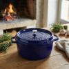 STAUB LA COCOTTE 28 cm / 6.7 l - okrúhly liatinový hrniec na indukciu, tmavomodrý