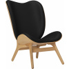 Kreslo Conversation Piece Hope kožené na dubových nohách 106 cm čierne