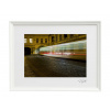 Atelier - Petr Vydra Umelecká fotografia - Nočná električka (biely rám), Velikost a varianta fotografií Černý rám 30 x 40 cm ( pasparta 21x 30 cm )