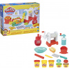 Hasbro Play Doh továreň na hranolčeky s dvoma rôznymi nástavcami viacfarebné