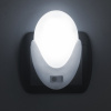 Phenom LED nočná lampa so svetelným senzorom