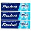 Veľmi silný fixačný krém na zubné protézy Max Hold Fixodent, 3 kusy po 62 g