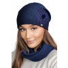 Kamea Tmavomodrá dámska čiapka s kvetom Kamea Apatyt, Veľkosť uni, Farba tmavomodrá