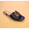 Dámske šľapky Small Swan - 547 Black Veľkosť: 38