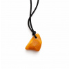 jantario Jantárový amulet na šnúrke mliečny 330012